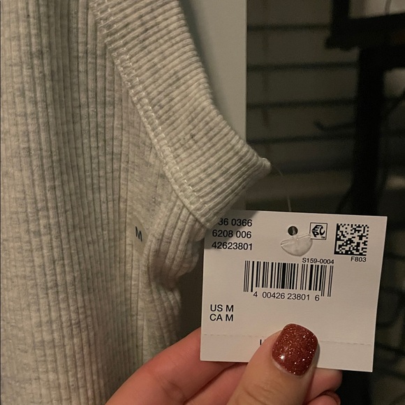 NWT American Eagle Outfitters Light Gray Camisole - Picture 3 of 4
